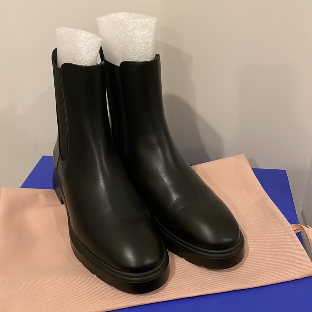 Stuart Weitzman Chelsea Booties size 37